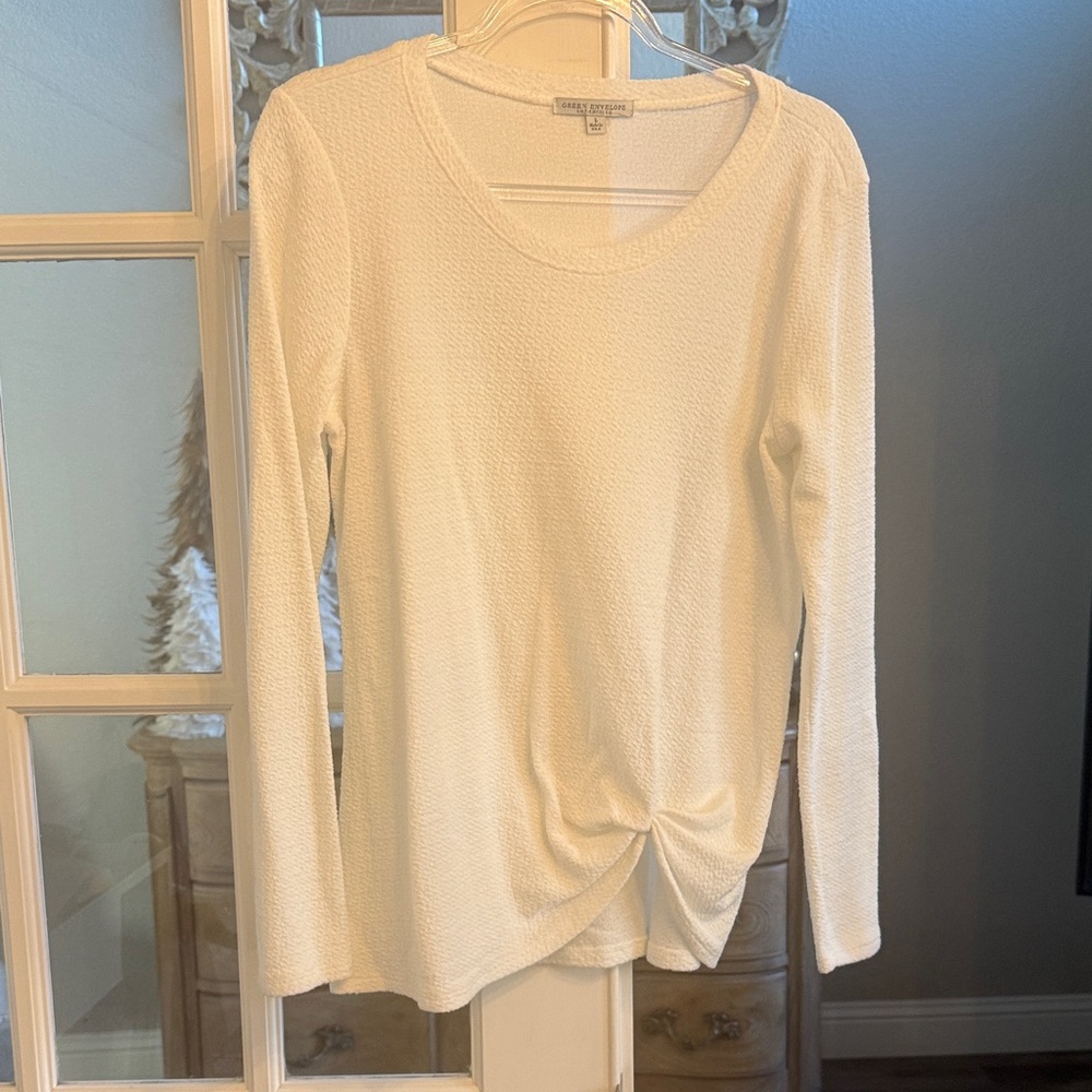 White Long Sleeve Top Size Large